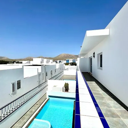 Maravillosa Con Piscina Privada Y Dos Dormitorios En * Puerto Calero