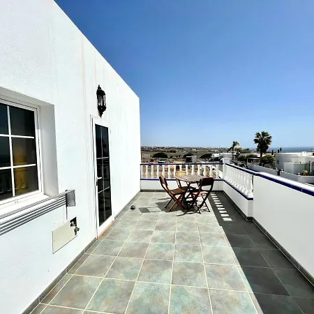 Maravillosa Con Piscina Privada Y Dos Dormitorios En *