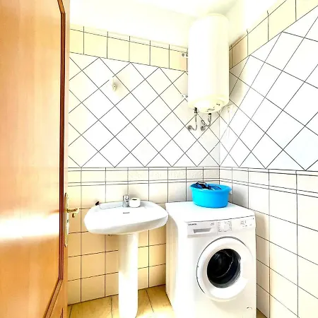 Maravillosa Con Piscina Privada Y Dos Dormitorios En *